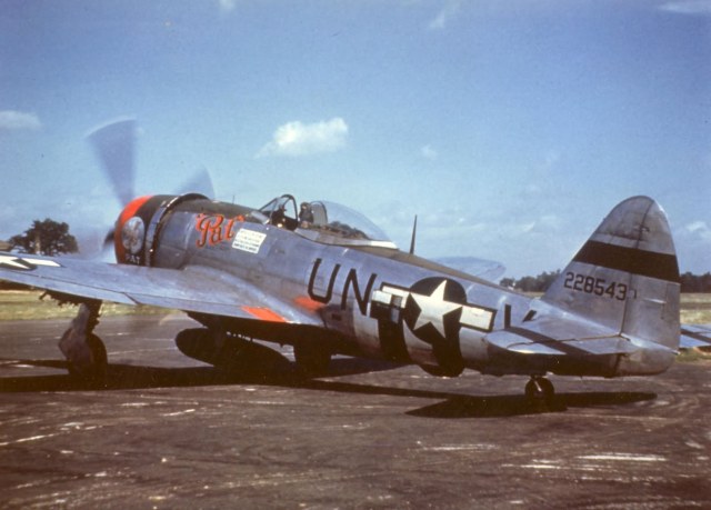 P-47D_Thunderbolt_56_fighter_group_Nose_Art_Pat.jpg