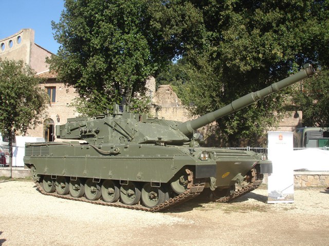 Italian_MBT1.jpg