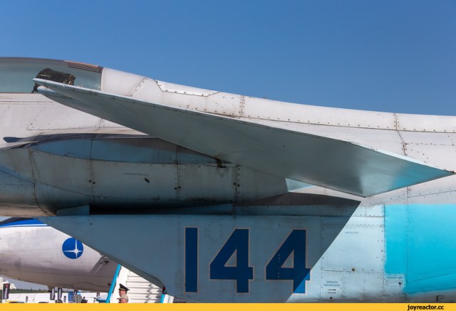 авиация-миг-истребитель-миг-144-2392584.jpeg