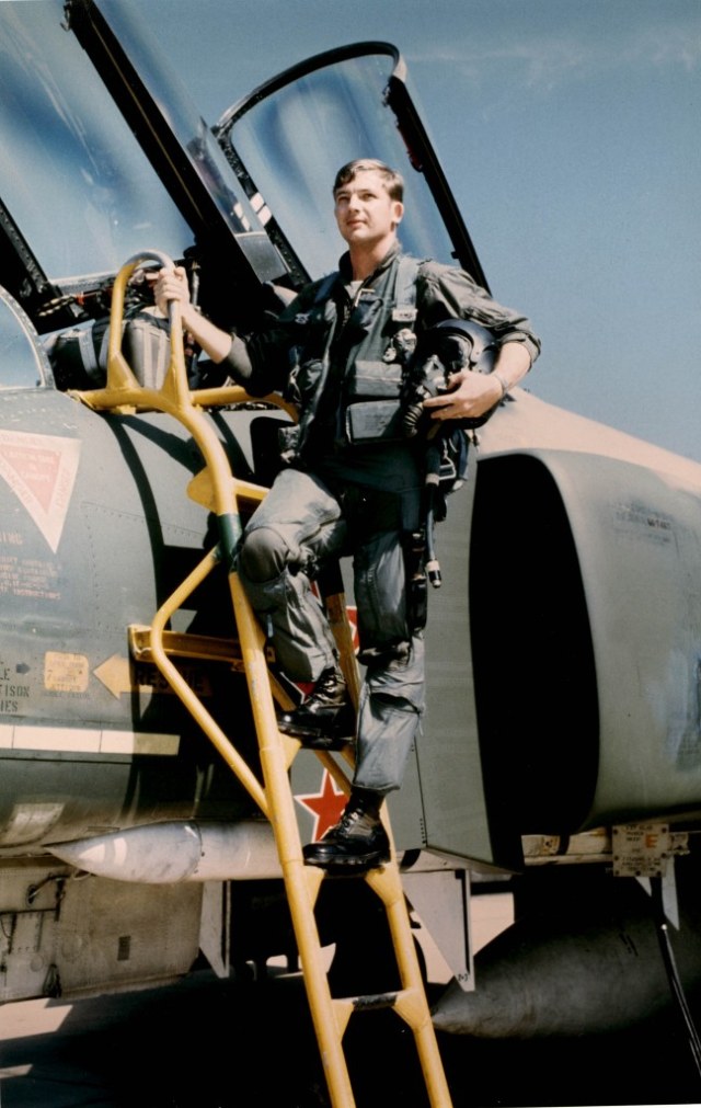 DEBELLEVUE-Charles-B.-Captain-555th-Tactical-Fighter-Squadron-with-McDonnell-Douglas-F-4D-Phantom-II-2-648x1024.jpg