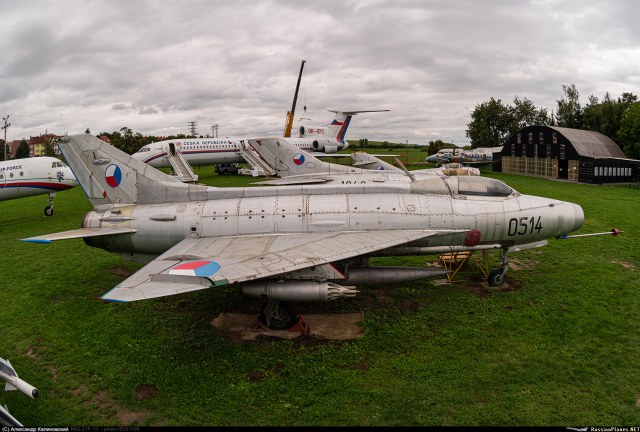 МиГ-21Ф-13 ЧС 0514.jpg