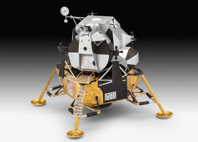 revell-apollo-11-lunar-module-eagle-1-st-269515-en.jpg