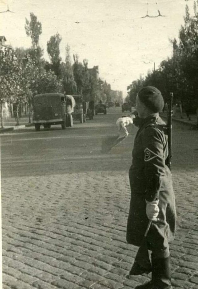 Captured Fiat-626 in Red Army service. Kharkiv, Ukraine, USSR 1943.jpg