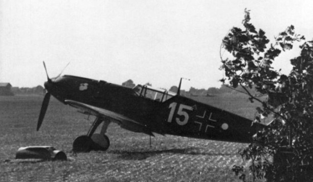 bf-109e3-1-jg77-w15o-side-profile-view-1939-01.jpg