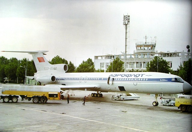 00_Ту-154Б_85487.jpg