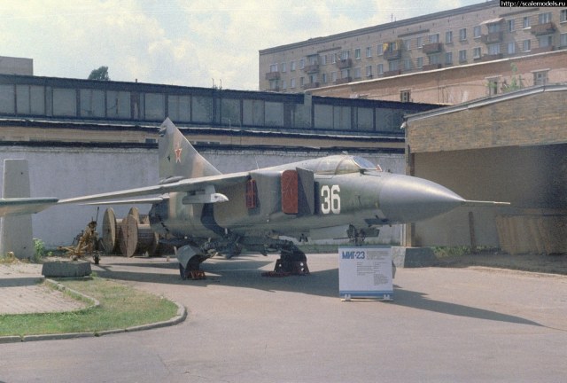 1725571226_frunzenskaja-naberezhnaja-1991g-104.jpg