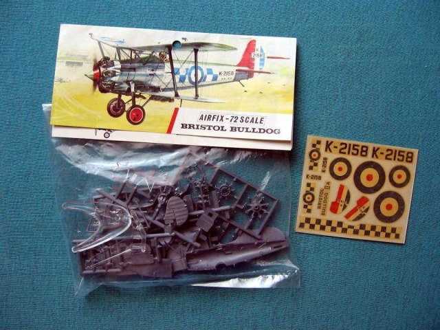 Airfix_Bulldog_3.jpg