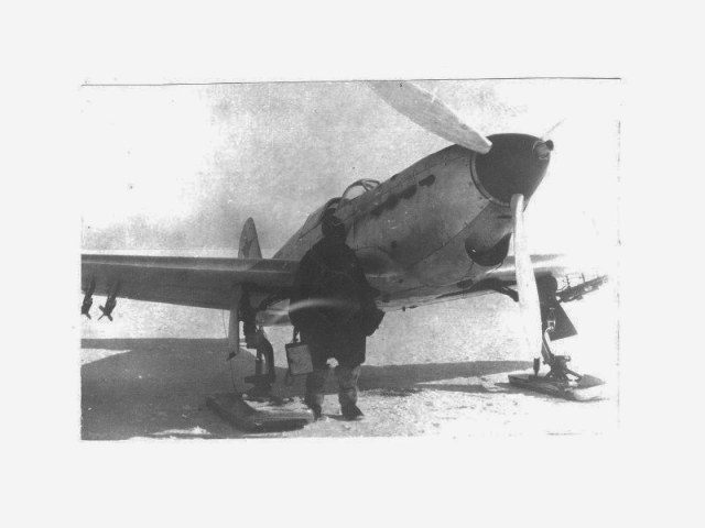 yak1-eremin-296-iap-1942.jpg