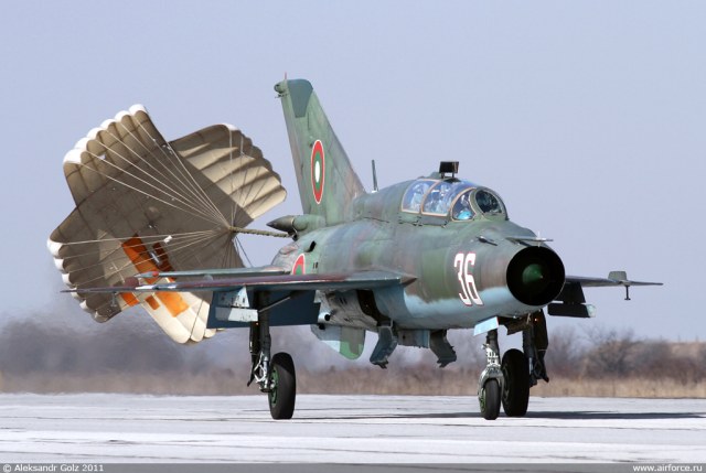 aleksandr_golts_mig-21um_1024.jpg