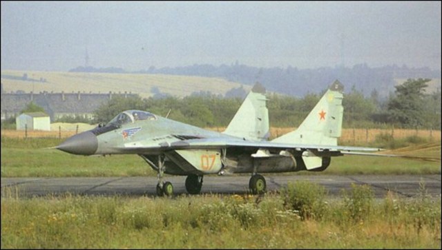 mig-29_08.jpg