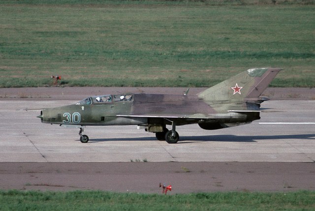 003-MiG-21UM-Russia-1995.jpg