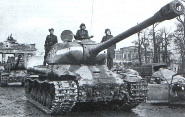 IS-2_12_25050701 (3).jpg