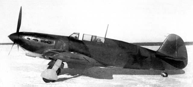 prototype-Yak-7b-sn-1413-Yak-7a.jpg