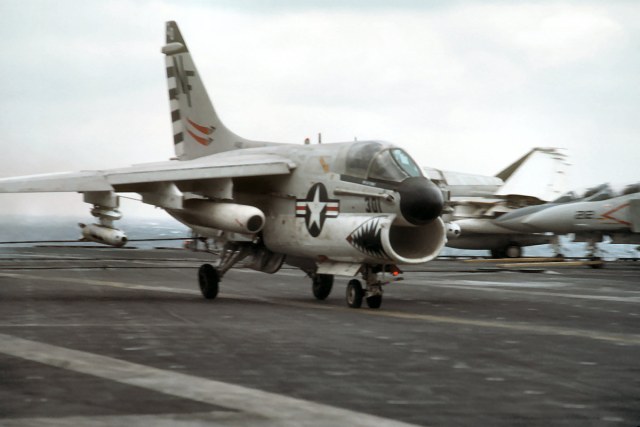 A-7E-13.jpg