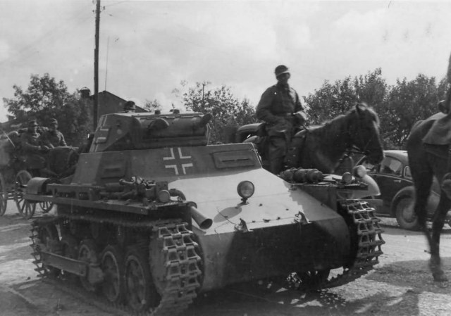 Panzer_I_France_1940.jpg