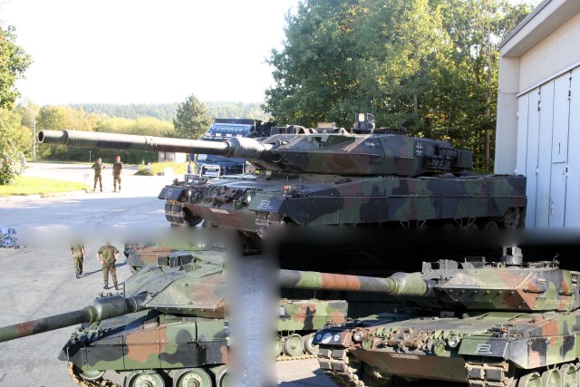 leopard_2a6_59_of_73.jpg