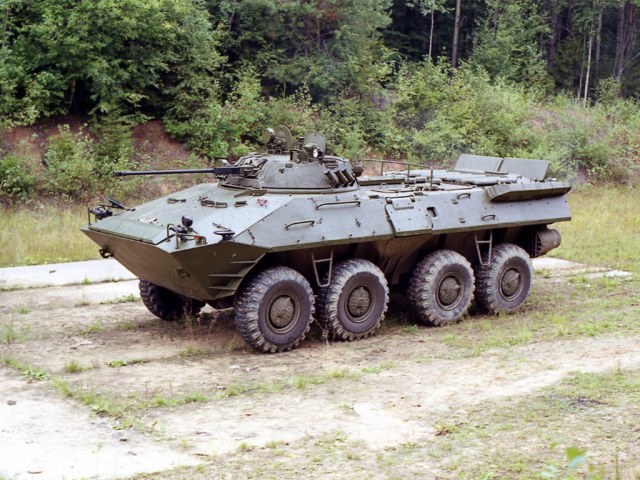 1334637_foto-btr-90.jpg