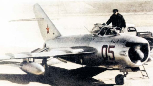 mig17pf-3.jpg