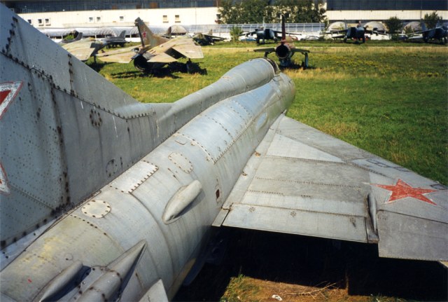 mig21pf_10.jpg
