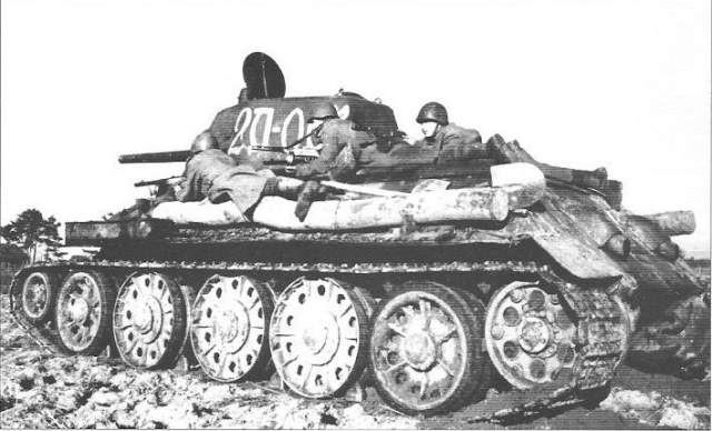 Т-34_42_УВЗ-2_029 (3).jpg