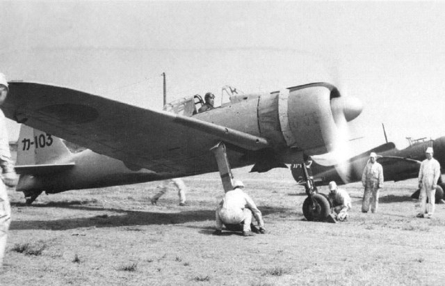a6m_02.jpg