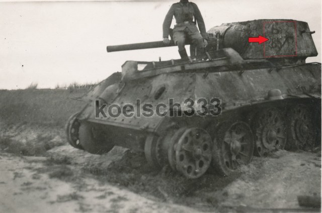 Т-34_42_УВЗ-3-2_080.jpg