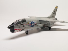 F-8E