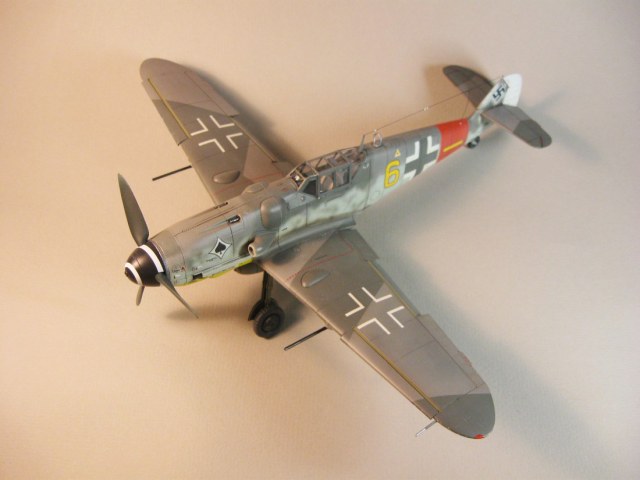 Bf-109 G-6/R-6