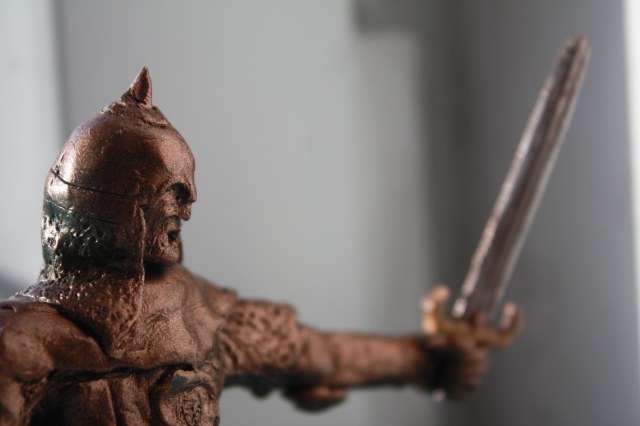 "Кто с мечом к нам придет, от меча и погибнет!"