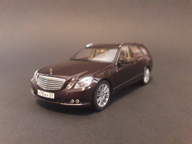 Мерседес-Бенц  Е350