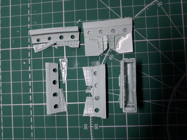 Ниши шасси СУ-27СМ в масштабе 1/72