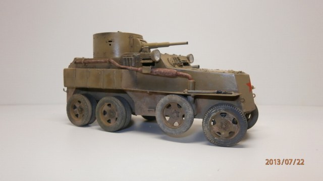 плавающий бронеавтомобиль ПБ-4