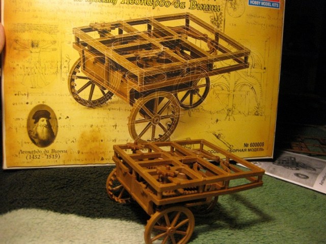 Автомобиль с арбалетным приводом по проекту Леонардо да Винчи