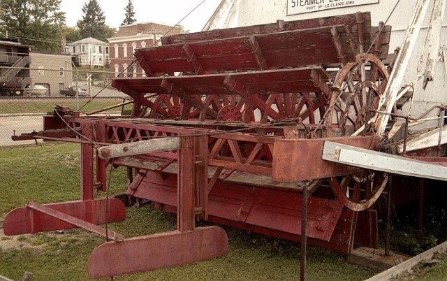 LoneStarSternwheelRudders.jpg