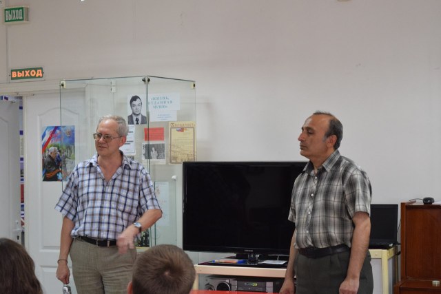 Толкание речей.jpg