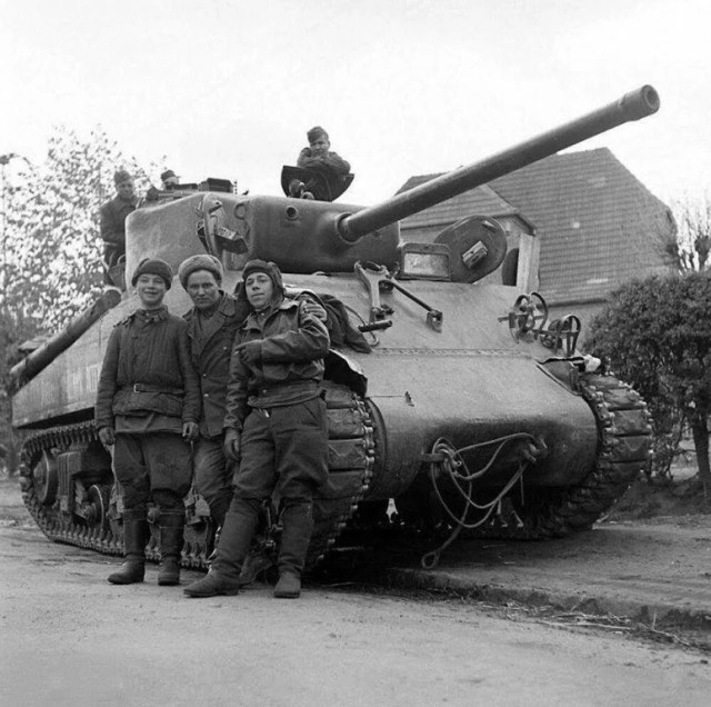 Русские Прусских всегда бивали.jpg