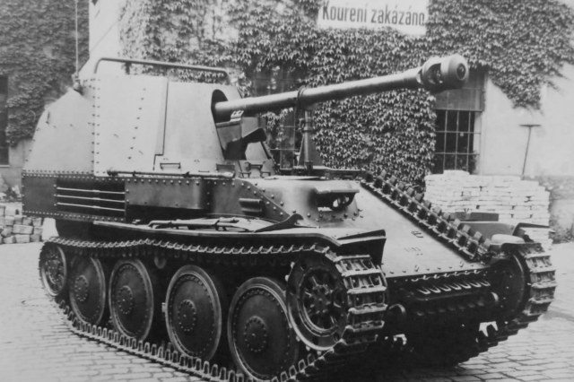 German_Tank_Destroyer_Marder_III_Ausf_M.jpg