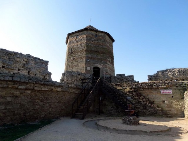 005 Девичья башня.jpg