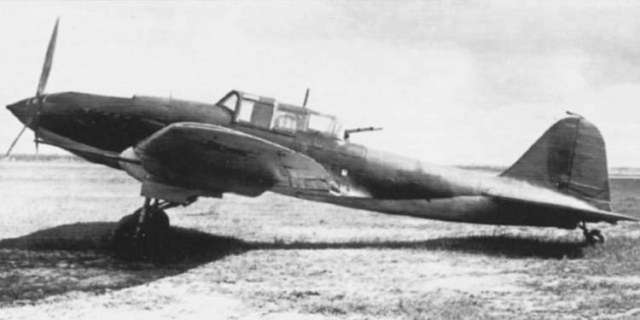 4.SHturmovik-Il-2-NS-37.-3.jpg