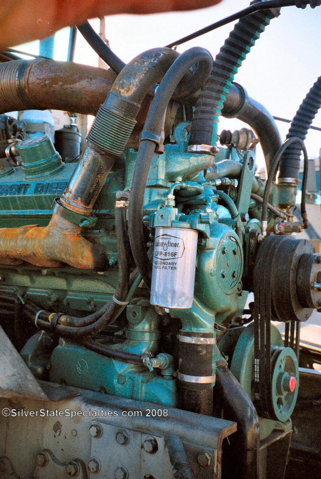 M911 c-het engine3.JPG