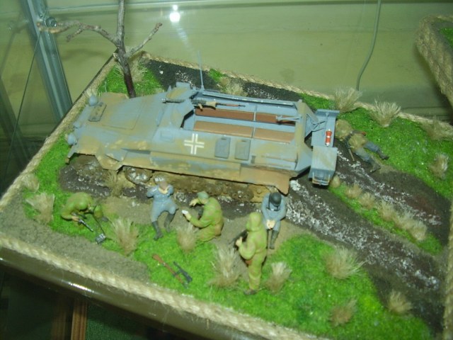 В 8.1. Руки вверх! ф.1.JPG