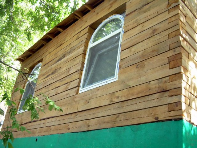 04 Георгиевский монастырь купели.jpg