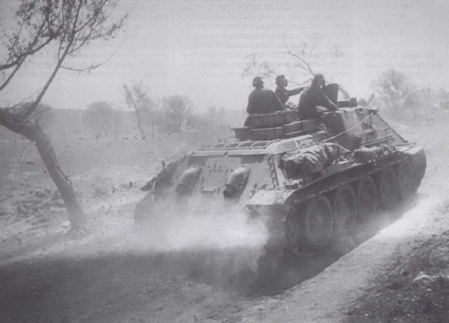 Orlovskaya op_4-ya tankarmy_aug43_2 (2).jpg