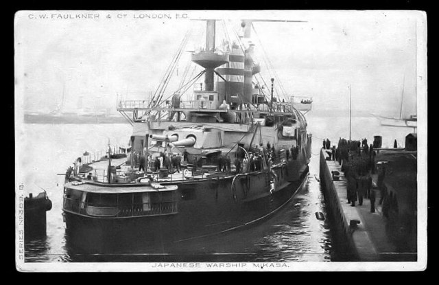 Mikasa во время ходовых испытаний в Англии..jpg