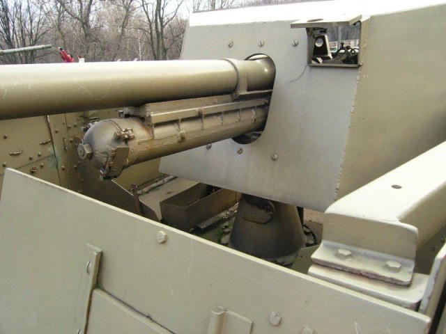 t48_57 mm_caisse _canon_avantl.jpg