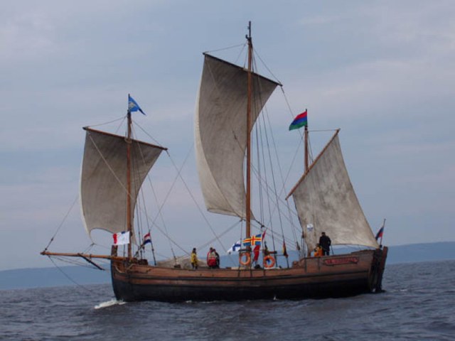 52ecb8f6796fe1.28835429[1] (1).jpg