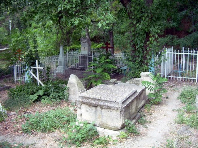 10 Монастырское кладбище.jpg
