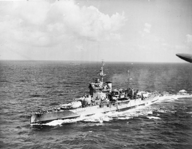 HMS_Warspite,_Indian_Ocean_1942.jpg