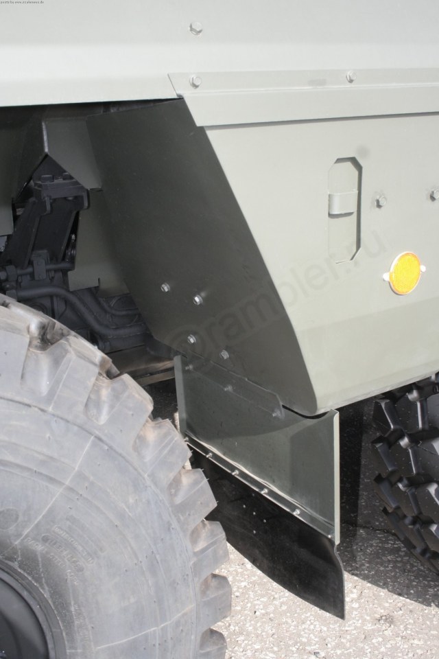 walkaround-mrap-kamaz-63698-typhoon-154.jpg