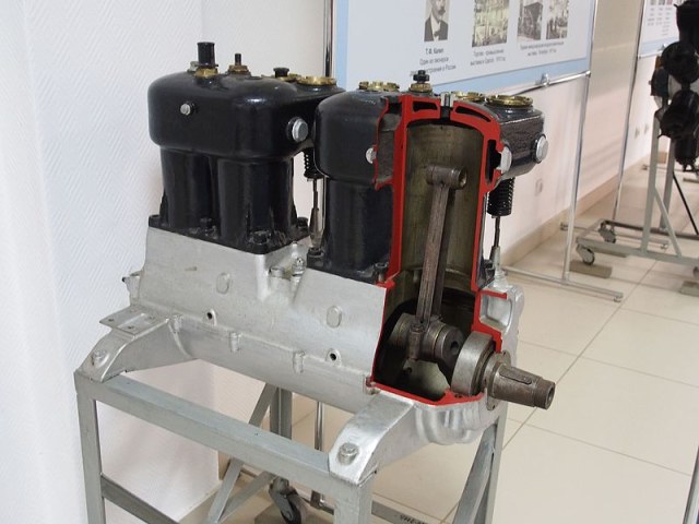 Двигатель_Аргус_Argus 50 hp-_Argus_engine.JPG